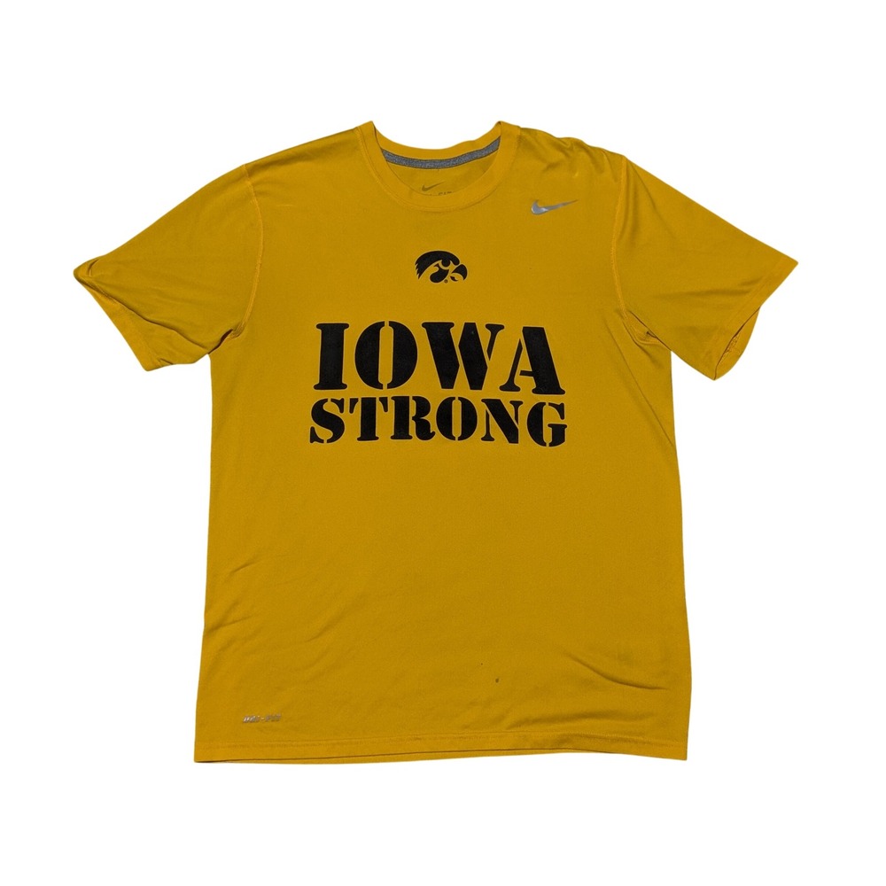 Nike T-Shirt Men Medium Gold Iowa Strong Hawkeyes Dri-FIT NCAA Athletic Tee